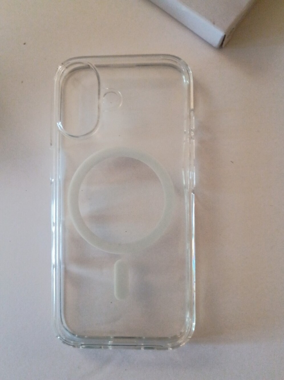 Spigen - Picture 2 of 2